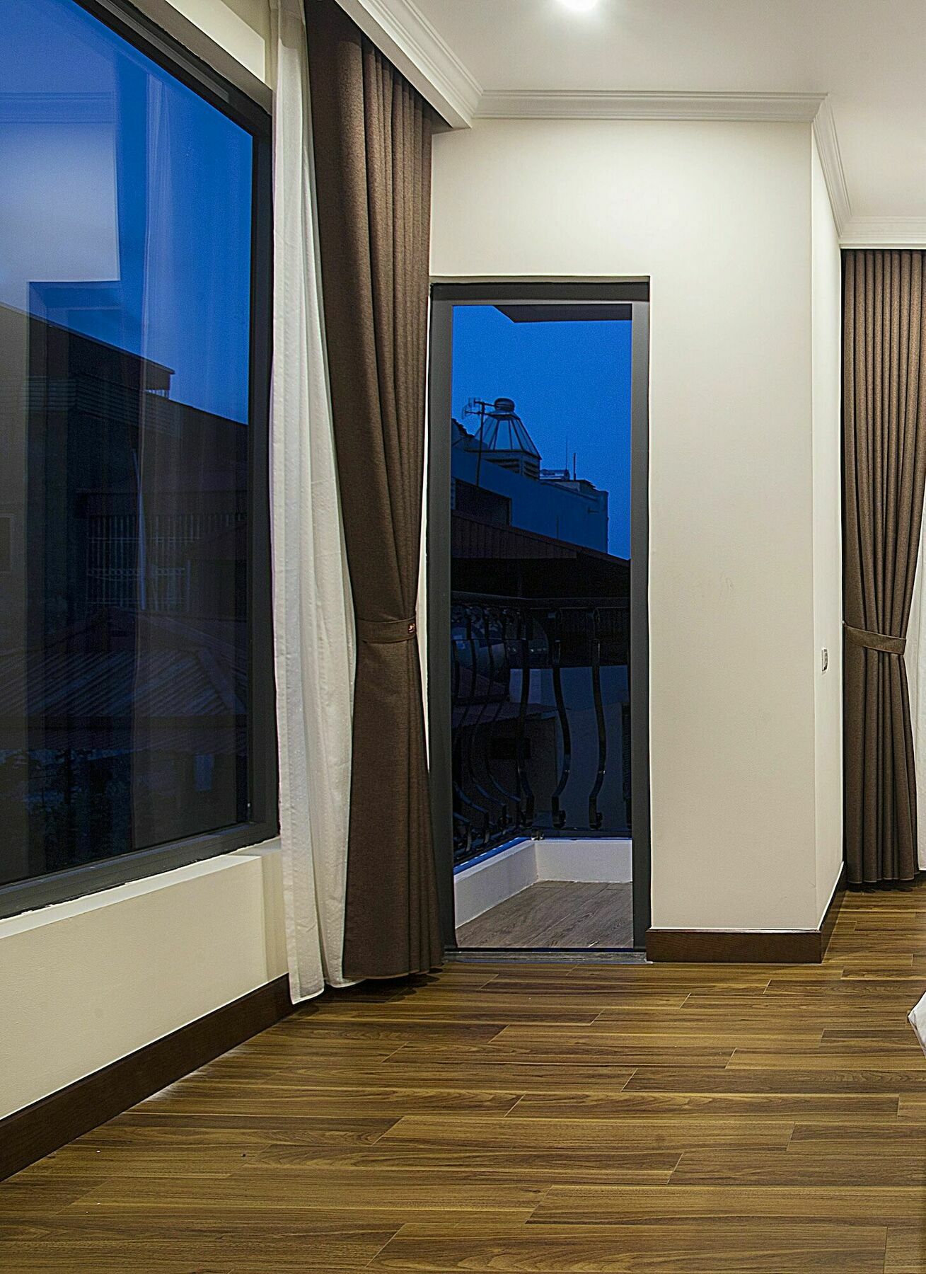 Newsky Serviced Apartment Hanoi Buitenkant foto